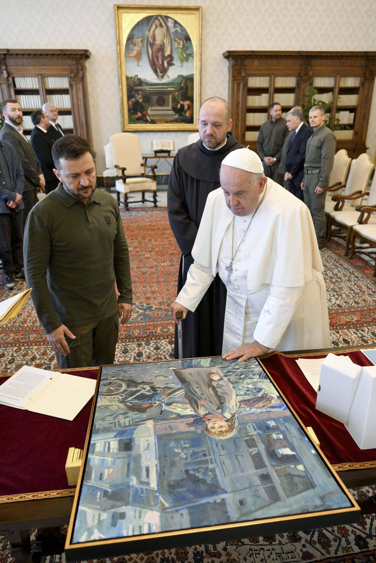 Ukrainian President Volodymyr Zelensky meets Pope Francis at the Vatican Apostolic Palace Ukrainian President Volodymyr Zelensky meets Pope Francis at the Vatican Apostolic Palace, October 11, 2024 Th ...