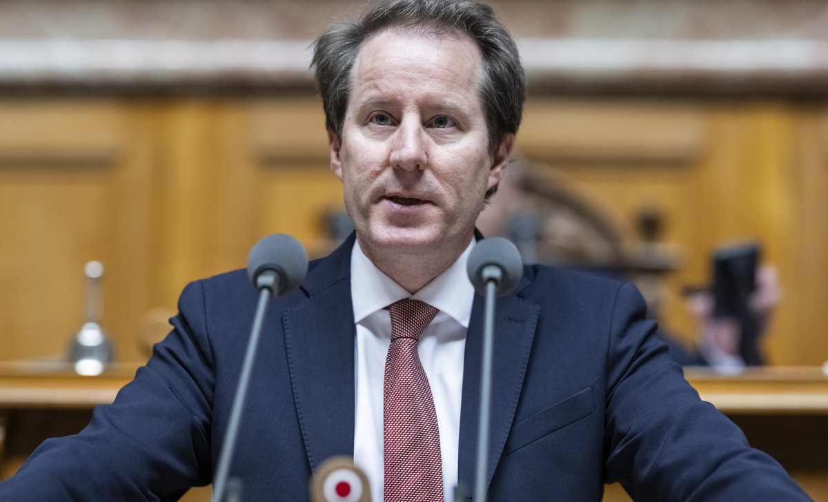Thomas Aeschi, SVP-ZG, spricht zum Bundesgesetz ueber Informationssysteme in den Sozialversicherungen BISS, an der Sondersession des Nationalrates, am Mittwoch, 29. April 2026 im Nationalrat in Bern.  ...