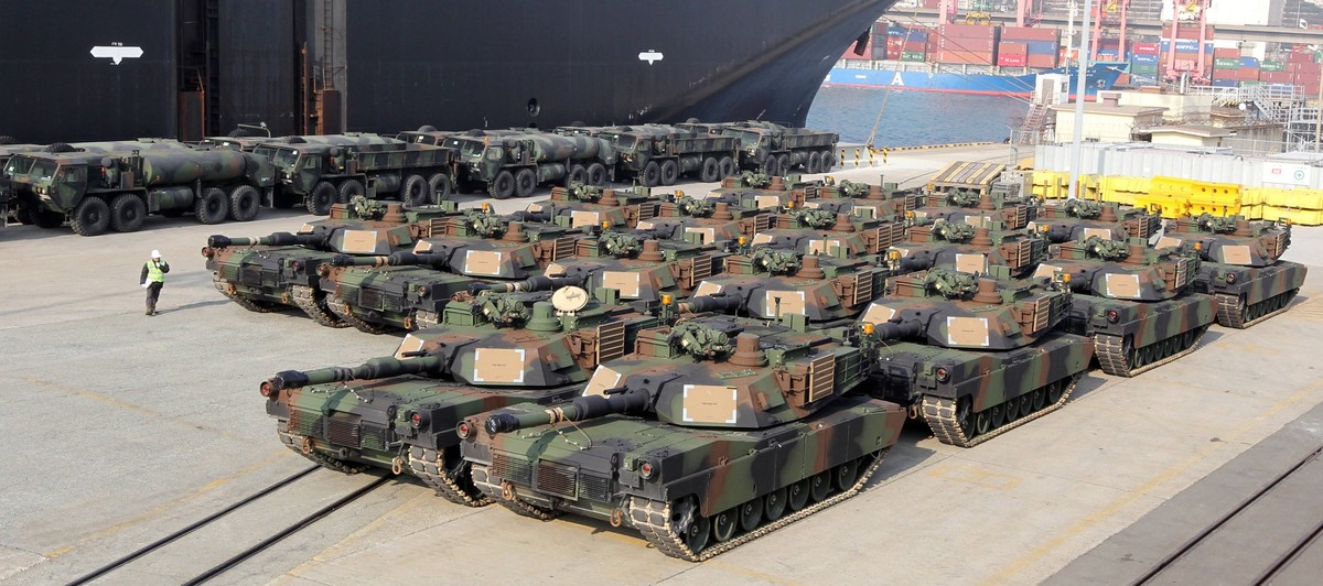 USFK introduces M1A2 Abrams tanks USFK introduces M1A2 Abrams tanks M1A2 main battle tanks are unloaded from a cargo ship at a Busan port on Jan. 9, 2012. The United States Forces Korea USFK told the  ...