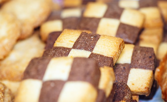 schwarzweiss gebäck guetzli kekse weihnachten essen food snack backen