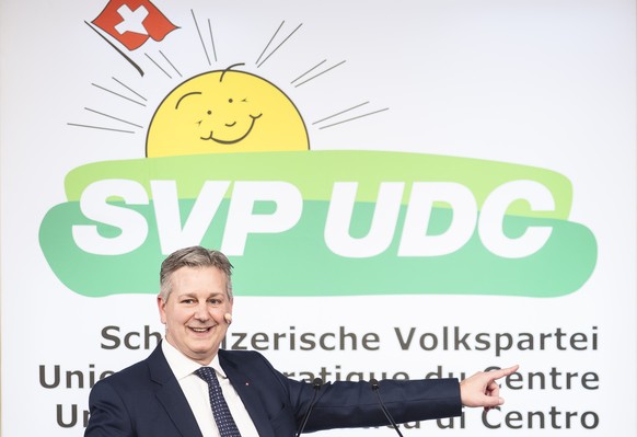 Parteipraesident Marco Chiesa spricht an der Delegiertenversammlung der SVP Schweiz am Samstag, 28. Januar 2023 in Buelach. (KEYSTONE/Michael Buholzer)