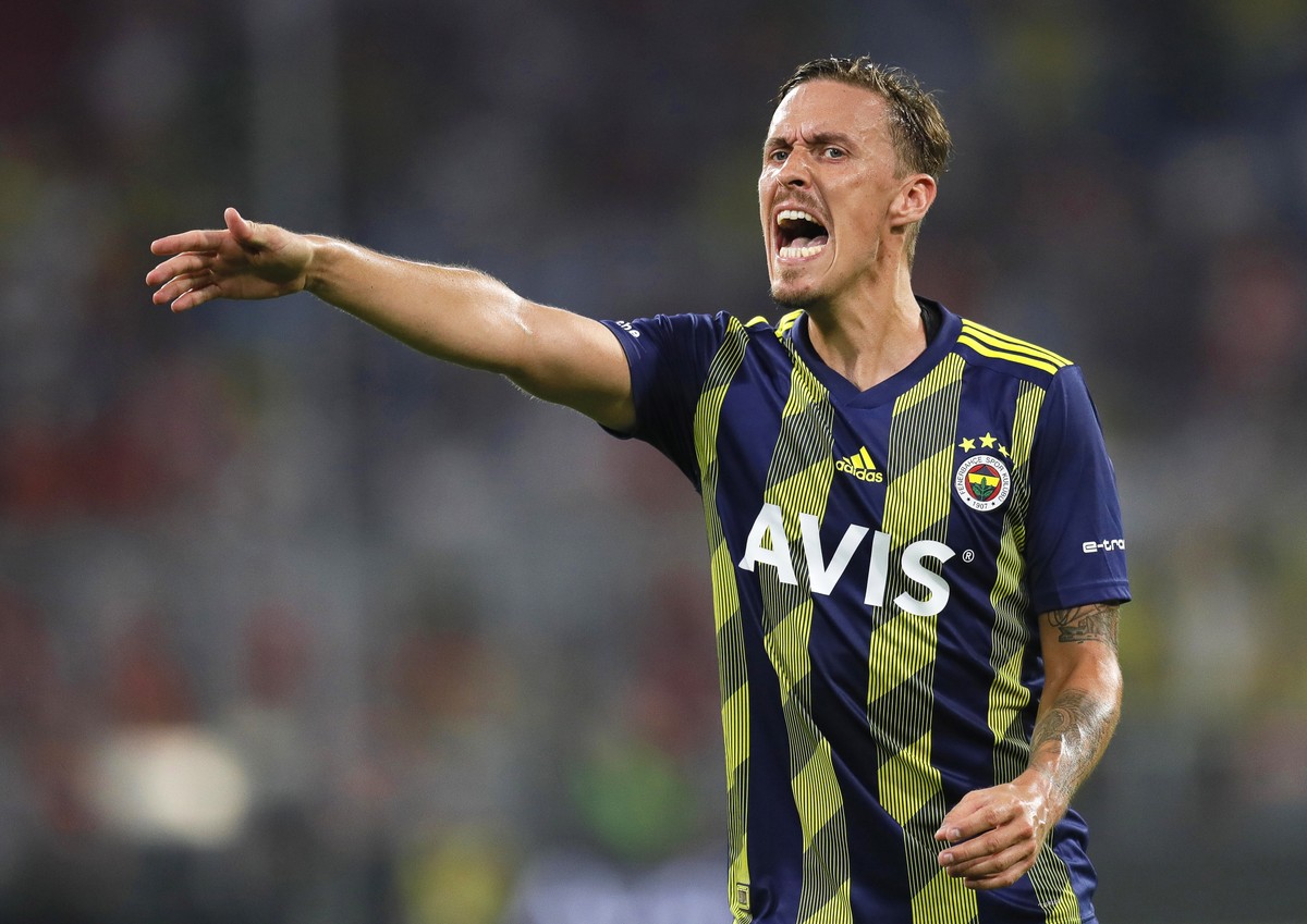 epa07749120 Fenerbahce's Max Kruse reacts during the Audi Cup soccer semi final match between FC Bayern Munich and Fenerbahce Istanbul in Munich, Germany, 30 August 2019. EPA/RONALD WITTEK