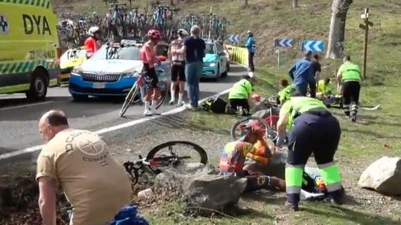 Baskenland-Rundfahrt 2024 Sturz Vingegaard Roglic Evenepoel