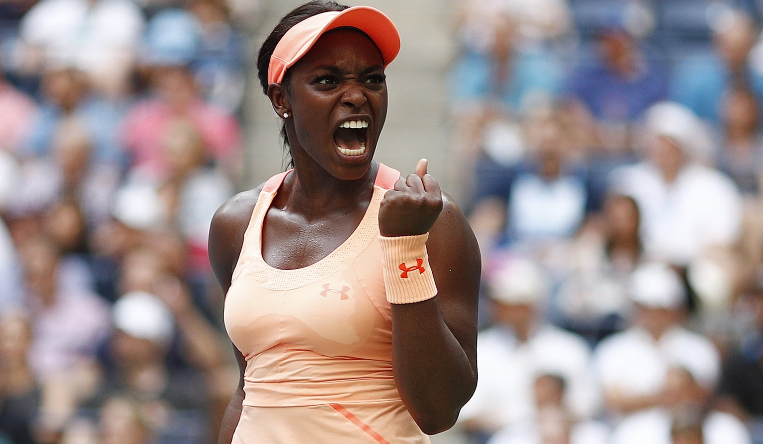 epa06186526 Sloane Stephens of the US reacts as she plays Anastasija Sevastova of Latvia during their US Open Tennis Championships quarterfinals round match at the USTA National Tennis Center in Flush ...