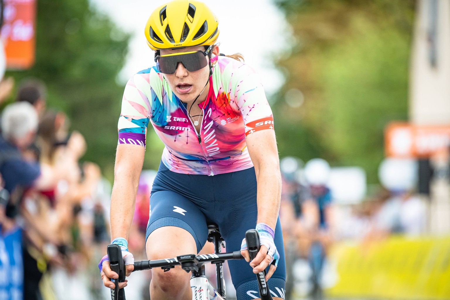 CHABBEY Elise: Tour de France Femmes 2022 2. Stage CHABBEY Elise ( SUI ) CANYON//SRAM RACING ( CSR ) - GER Querformat - quer - horizontal - Landscape - Event/Veranstaltung: Tour de France Femmes avec  ...
