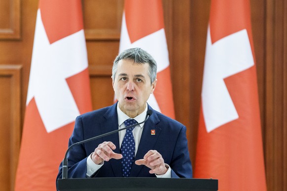 epa09841889 Swiss President Ignazio Cassis gestures at a joint press conference with Moldova&#039;s President Maia Sandu (not pictured), during his official visit at Presidential Palace in Chisinau, M ...