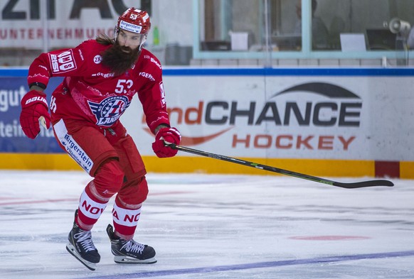 SC Rapperswil-Jona Lakers Verteidiger Eliot Antonietti waehrend dem Eishockey-Meisterschaftsspiel der National League zwischen den SC Rapperswil-Jona Lakers und dem SC Bern am Freitag, 11. Oktober 201 ...