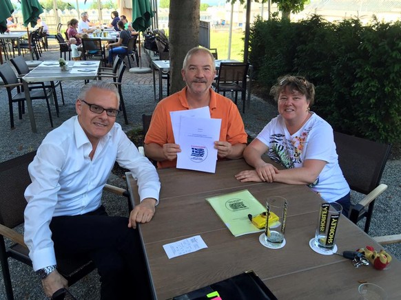 Die Gründungsmitglieder des Vereins Griechenlandhilfe Schweiz: Leonidas Bairaktaridis (links), Jakob Kohn und Eliane Hänni.