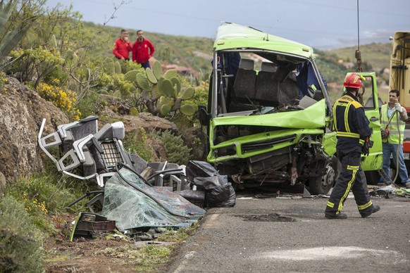 10. März 2014: Auf den Kanarischen Inseln verunglückt ein Minibus mit einer Schweizer Reisegruppe. Mindestens eine Person stirbt, zwölf Personen werden schwer und vier weitere leicht verletzt.