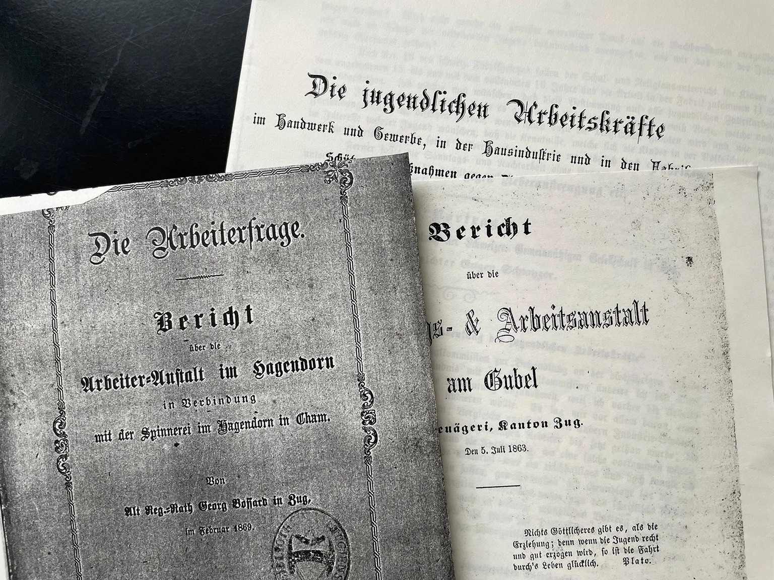 Drei der Parteigutachten: Die Inspektoren waren alle befangen.