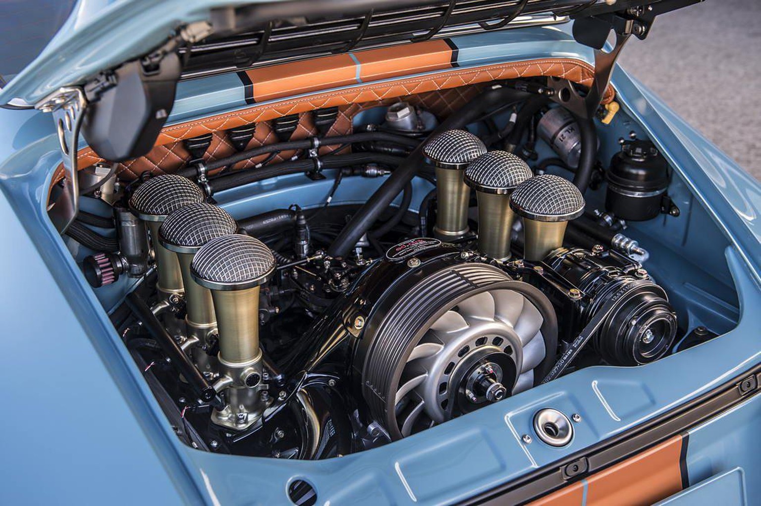 singer porsche restomod auto retro oldtimer 911 http://singervehicledesign.com/works/
