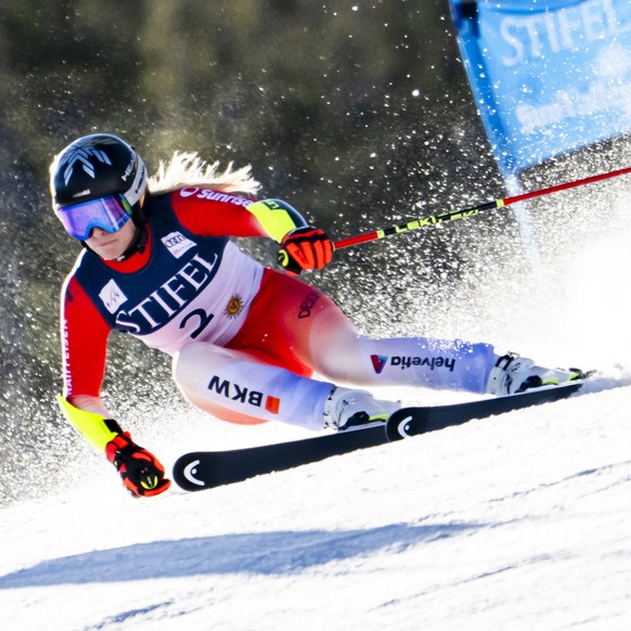 epa11987597 Lara Gut-Behrami of Switzerland in action during the first run of the women&#039;s Giant Slalom race at the FIS Alpine Ski World Cup Finals, in Sun Valley Resort, Idaho, USA, 25 March 2025 ...