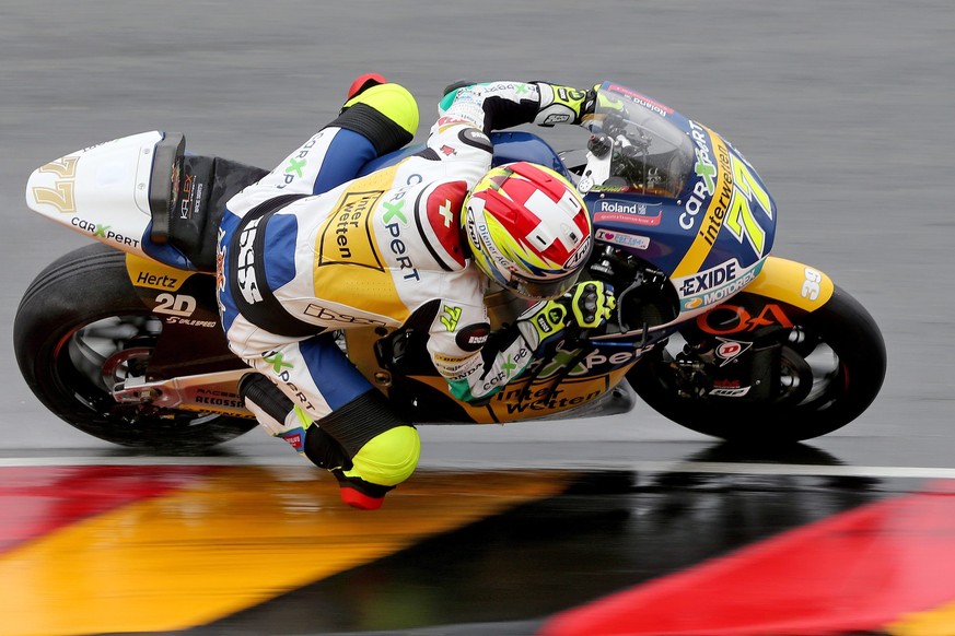 epa05429421 Swiss Moto2 rider Dominique Aegerter from CarXpert Interwetten Team in action during the Motorcycle World Championship Grand Prix Germany at the Sachsenring in Hohenstein-Ernstthal, German ...
