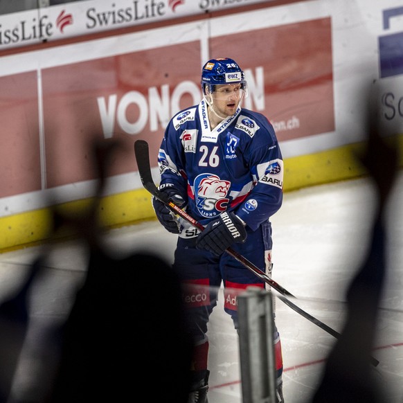 ZSC Lions Stuermer Lauri Korpikoski feiert seien Treffer zum 1-1 im sechsten Eishockey Playoff-Finalspiel der National League zwischen den ZSC Lions und dem HC Lugano am Mittwoch, 25. April 2018, in Z ...