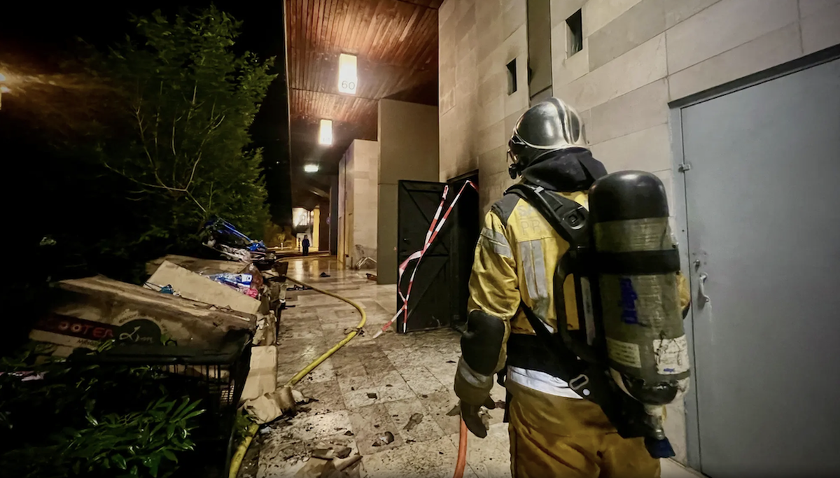 Un incendie a frappé une cave du Lignon, à Vernier, dans la périphérie de Genève. Deux personnes sont gravement blessées et leur pronostic vital a été engagé.