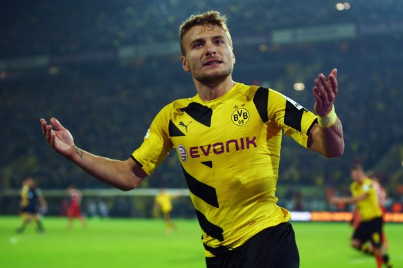 DORTMUND, GERMANY - SEPTEMBER 24: Ciro Immobile of Dortmund celebrates his team&#039;s second goal during the Bundesliga match between Borussia Dortmund and VfB Stuttgart at Signal Iduna Park on Septe ...