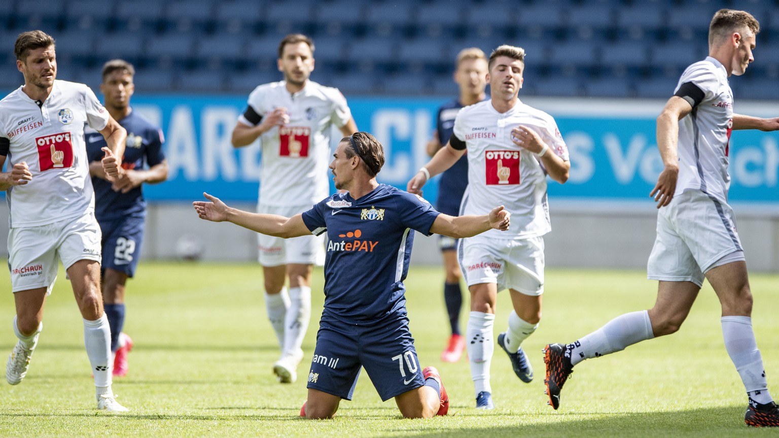 Benjamin Kololli, mitte, von Zuerich beim Fussball Testspiel zwischen dem FC Luzern und dem FC Zuerich vom Dienstag, 25. August 2020 in Luzern. (KEYSTONE/Urs Flueeler)