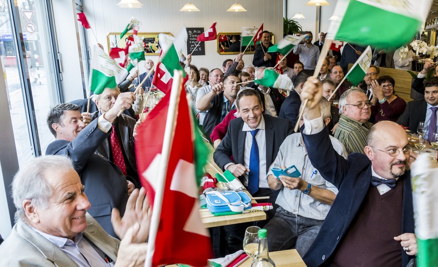 Freude und Erleichterung bei den Waadtländer SVP-Anhängern.&nbsp;