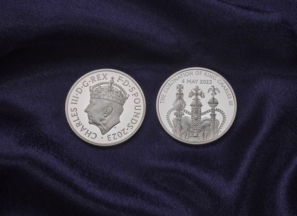 **VIDEO AVAILABLE: CONTACT INFOCOVERMG.COM TO RECEIVE** Prince Charles love of nature is to be celebrated on new U.K. coins featuring some of Britains best-loved flora and fauna. The Royal Mint has re ...