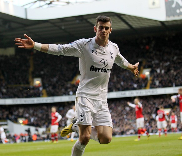 Bildnummer: 12940453 Datum: 03.03.2013 Copyright: imago/Sportimage
Tottenham s Gareth Bale celebrates scoring his sides opening goal..Tottenham Hotspur v Arsenal- Barclays Premier League - White Hart ...