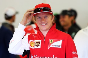 Kimi Räikkönen legt eine kurze Pause ein.