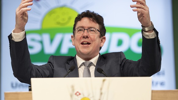 SVP-Präsident Albert Rösti will aufgrund der Verluste seiner Partei bei den jüngsten kantonalen Wahlen in Zukunft besser kommunizieren. (Archivbild)