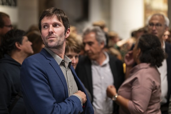 Der wiedergewaehlte Kilian Baumann, Gruene, reagiert nach Bekanntgabe der Wahlresultate, am Tag der Eidgenoessischen Wahlen, am Sonntag, 22. Oktober 2023 im Rathaus in Bern. Die Schweizer Buergerinnen ...