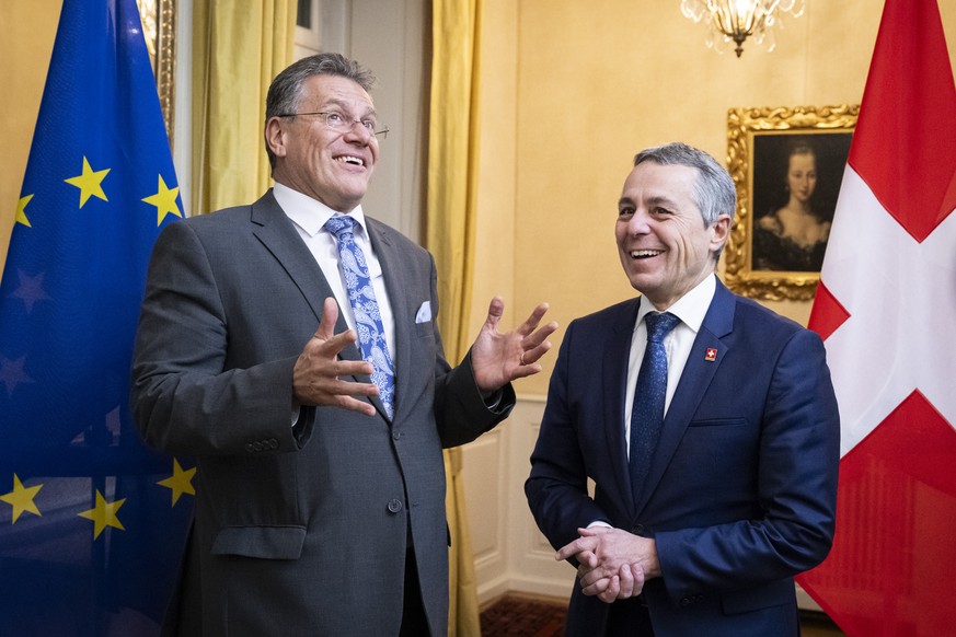 Maros Sefcovic, Executive Vice-President of the European Commission, left, and Swiss Federal Councillor Ignazio Cassis, right, talk during a working visit by Swiss Federal Councillor Ignazio Cassis to ...
