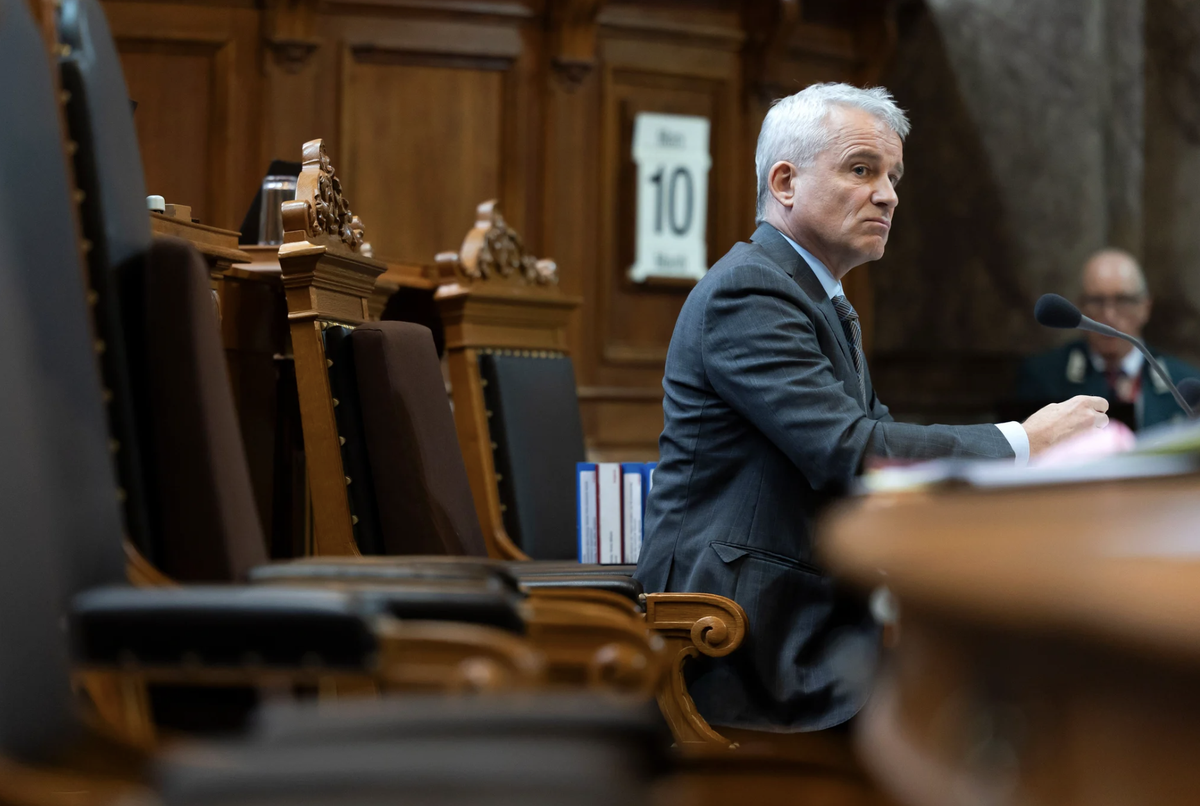 Trotz rechtlicher Möglichkeiten gibt sich der Bundesrat rund um den zuständigen Minister Beat Jans skeptisch.