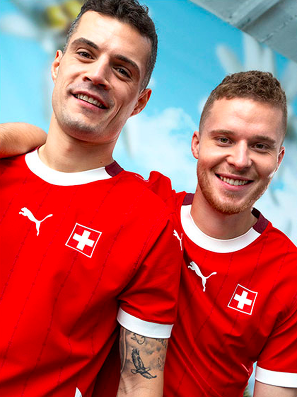 Granit Xhaka Nico Elvedi Neues Heimtrikot EM 2024 Nationalmannschaft