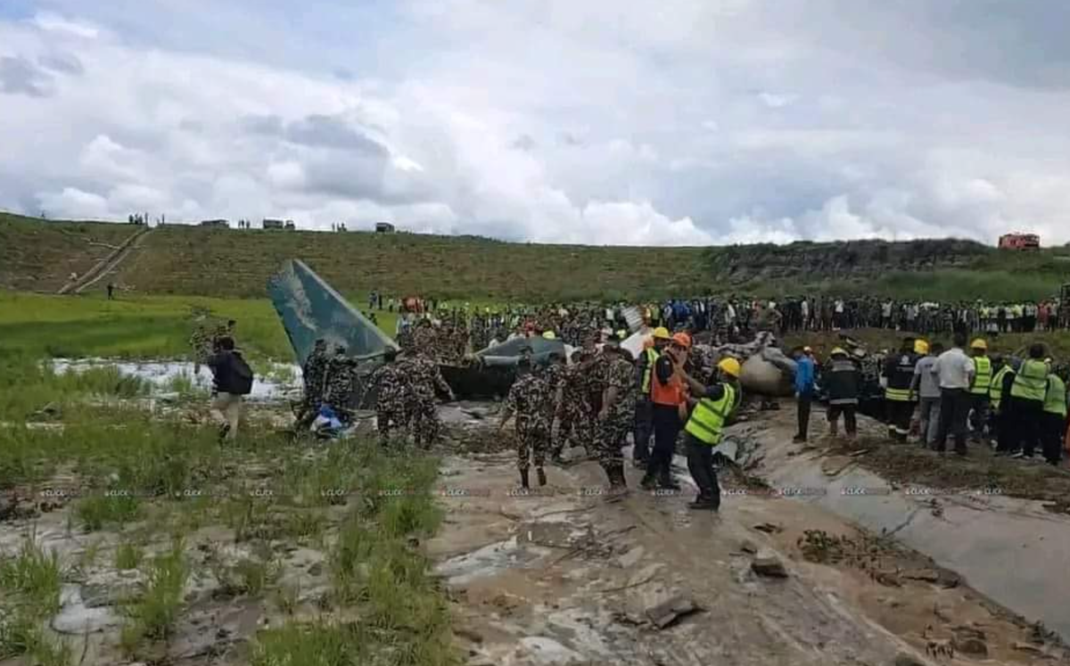 Un avion de ligne s'est écrasé au Népal.