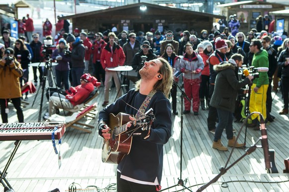 Swiss snowboarder Patrick Burgener performs during his concert at the House of Switzerland at the XXIII Winter Olympics 2018 in Pyeongchang, South Korea, on Thursday, February 15, 2018. (KEYSTONE/Alex ...