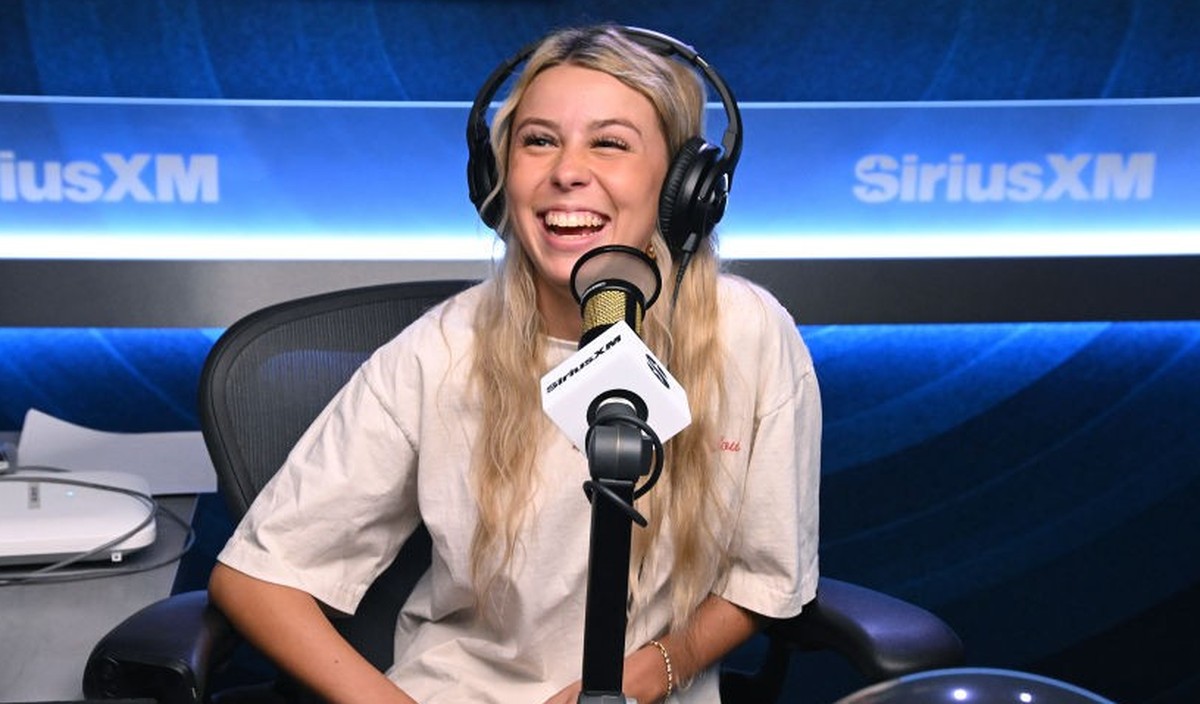 LOS ANGELES, CALIFORNIA - JULY 31: Haliey Welch appears at SiriusXM Studios on July 31, 2024 in Los Angeles, California. (Photo by Michael Tullberg/Getty Images)