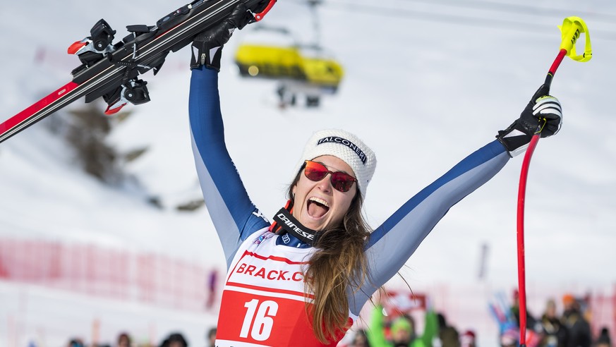 epa08070441 Sofia Goggia of Italy celebrates in the finish area after winning the Women's Super-G race at the FIS Alpine Ski World Cup in St. Moritz, Switzerland, 14 December 2019. EPA/JEAN-CHRIS ...