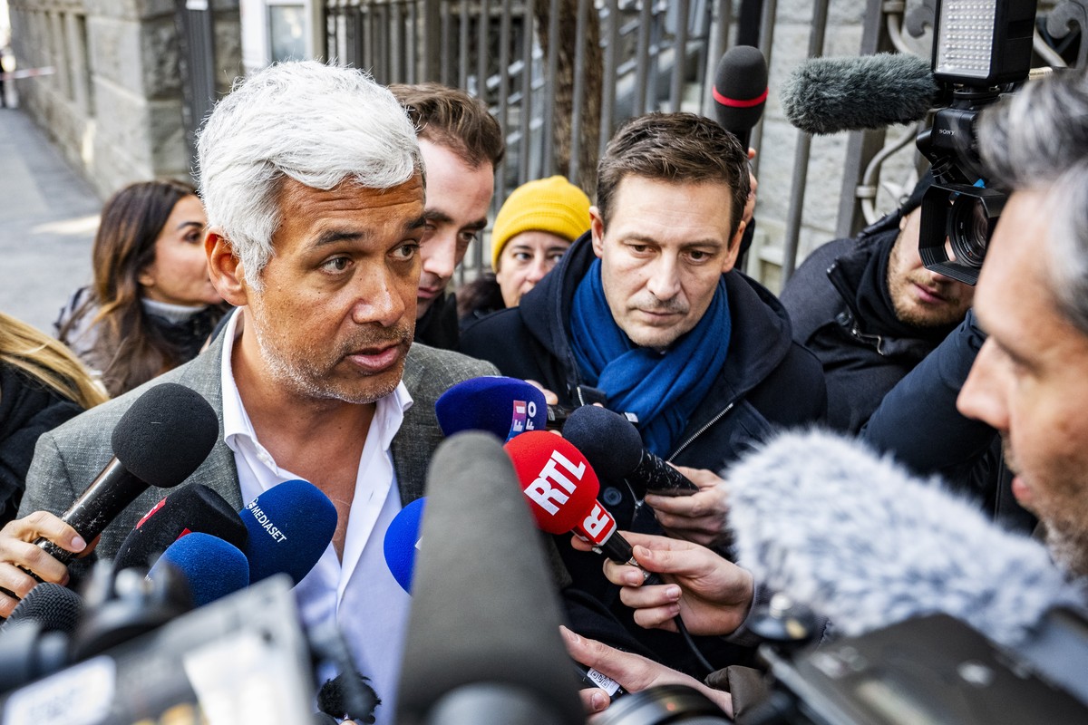epa12667862 Nicola Meier (L), lawyer of Jessica Moretti from France, the owner of the bar in Crans-Montana, speaks with journalists next to Patrick Michod (R) lawyer of Jacques Moretti from France, th ...