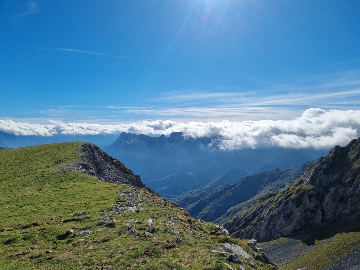Pour les amateurs de rando: les Asturies.