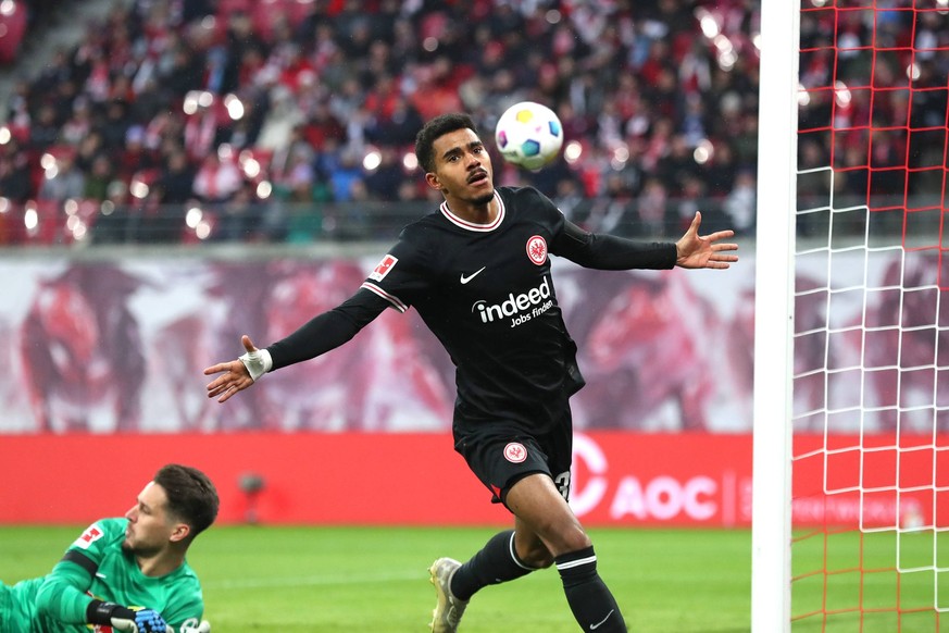 1. Bundesliga: RB Leipzig vs. Eintracht Frankfurt, 13.01.24 Ansgar Knauff 36, Eintracht Frankfurt trifft zum 0-1 und bejubelt sein Tor. Fu�ball, 1. Bundesliga, Saison 2023/ 2024, 17. Spieltag: RB Leip ...