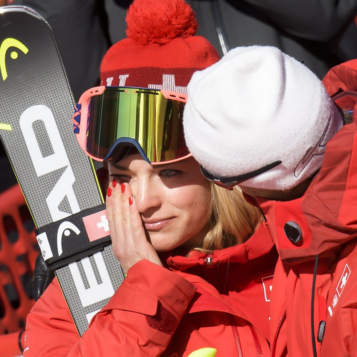 epa06534984 Lara Gut (L) of Switzerland reacts next to her father and coach, Pauli Gut, during the Women's Super-G race at the Jeongseon Alpine Centre during the PyeongChang 2018 Olympic Games, S ...