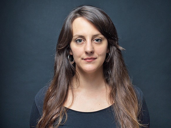 Portraits von Frauen zum Thema &quot; Frauen als Freiwild &quot;, Anonym