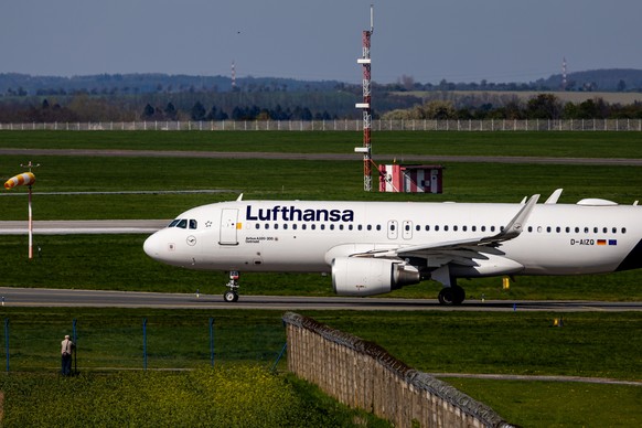 epa12909216 A Lufthansa Airbus A320 airplane on the tarmac at Vaclav Havel Airport in Prague, Czech Republic, 23 April 2026. Global airlines face surging jet fuel costs amid escalating tensions in the ...