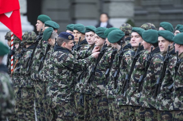 Der Sollbestand der Armee beträgt 100'000 Soldaten.