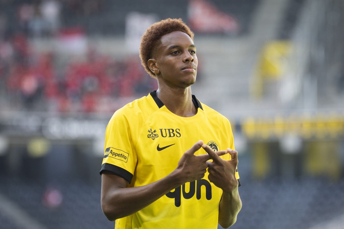 Alvyn Sanches (YB) jubelt ueber sein Tor zum 3-2 im Super League Spiel zwischen dem BSC Young Boys und dem FC Vaduz, am Sonntag, 23. August 2026 im Stadion Wankdorf in Bern. (KEYSTONE/Peter Klaunzer)
