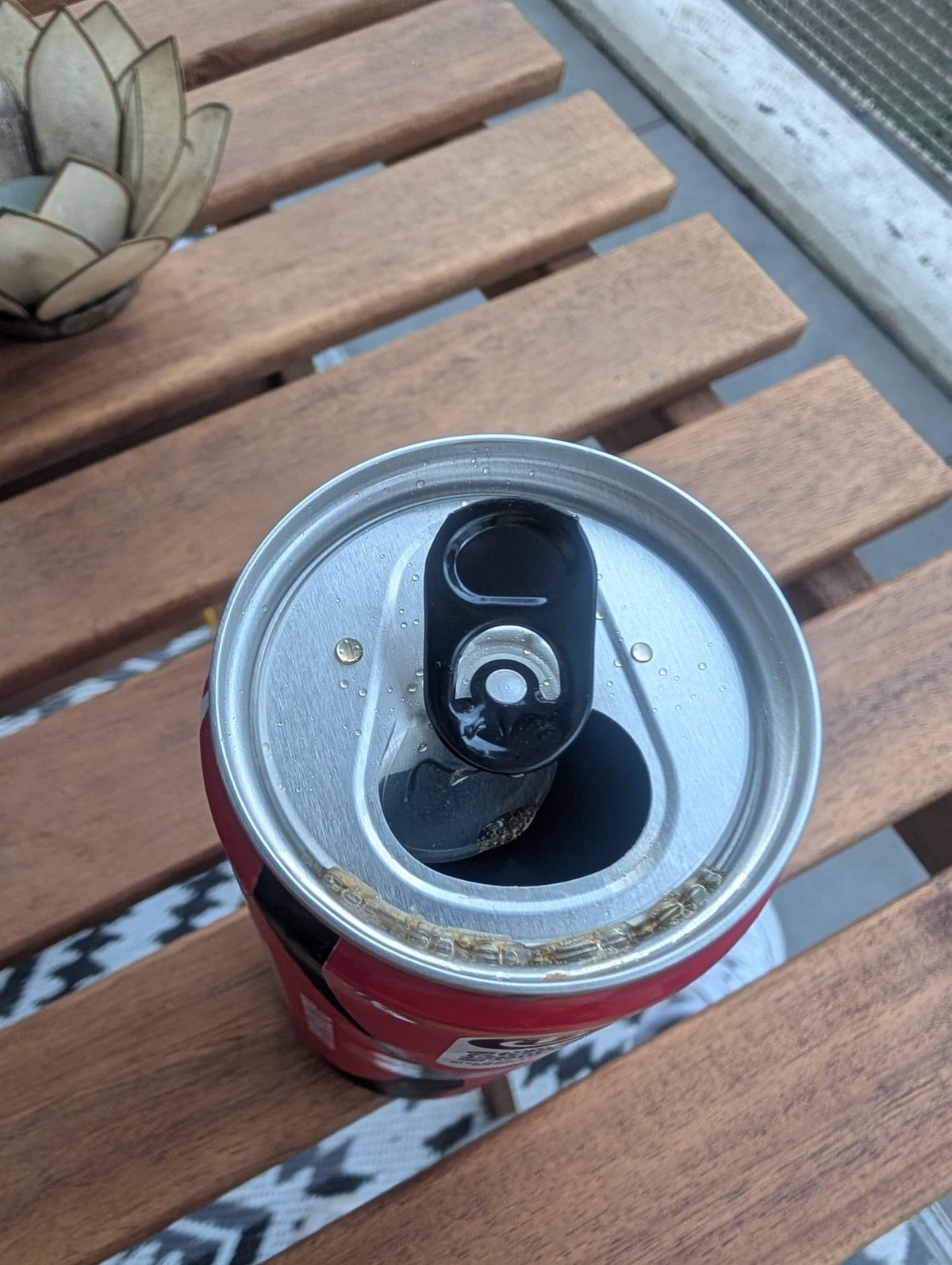 Dinge mit Gesicht: Madeleines Büchse Cola
