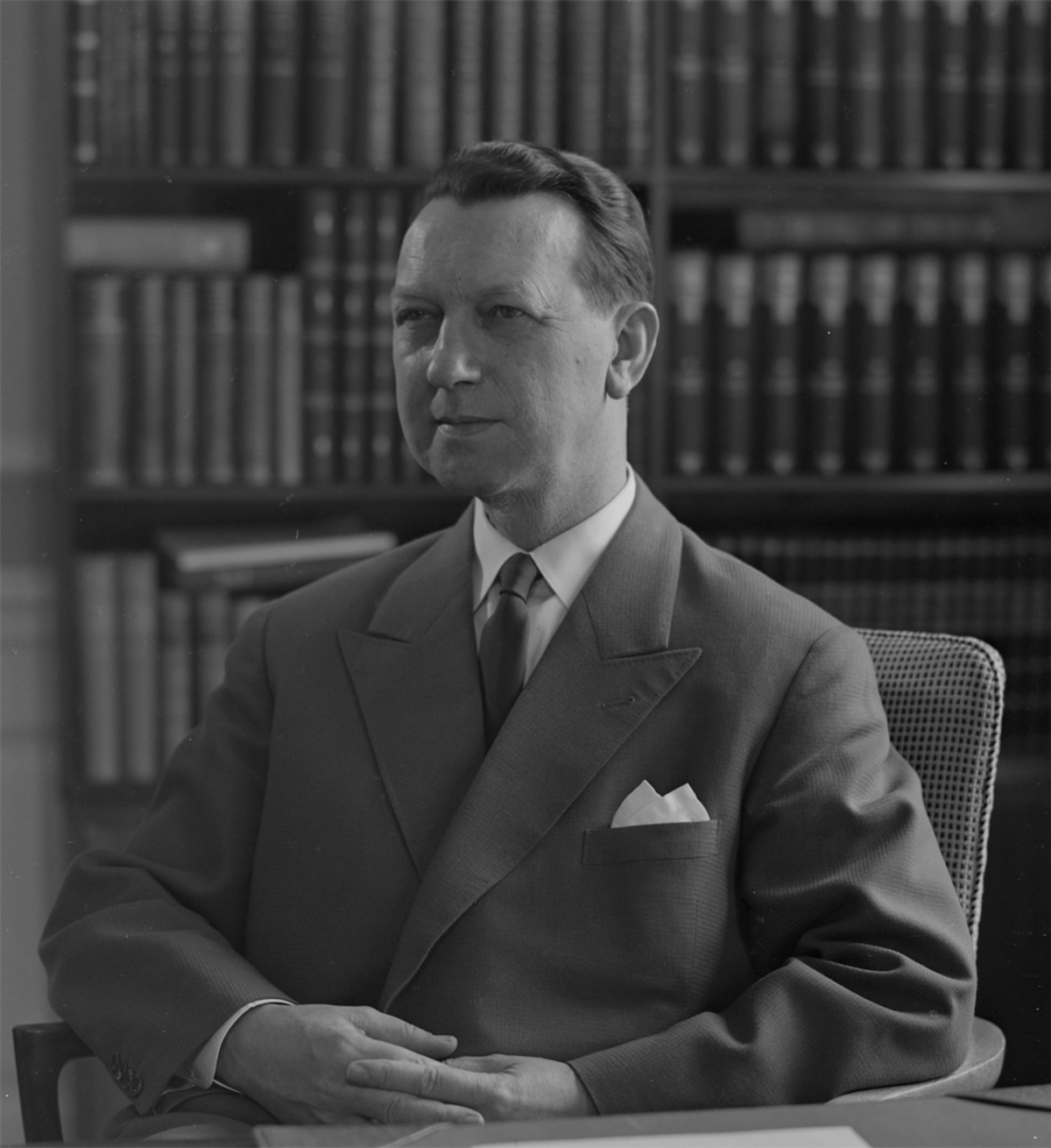 Portrait of Danish prime minister H.C. Hansen 1959.
https://en.wikipedia.org/wiki/H._C._Hansen#/media/File:HC_Hansen.png