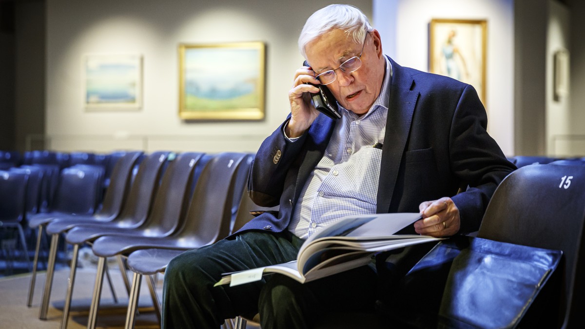 ARCHIVBILD ZUR MELDUNG, DASS SICH CHRISTOPH BLOCHER VOLLSTAENDIG AUS DER POLITIK ZUR