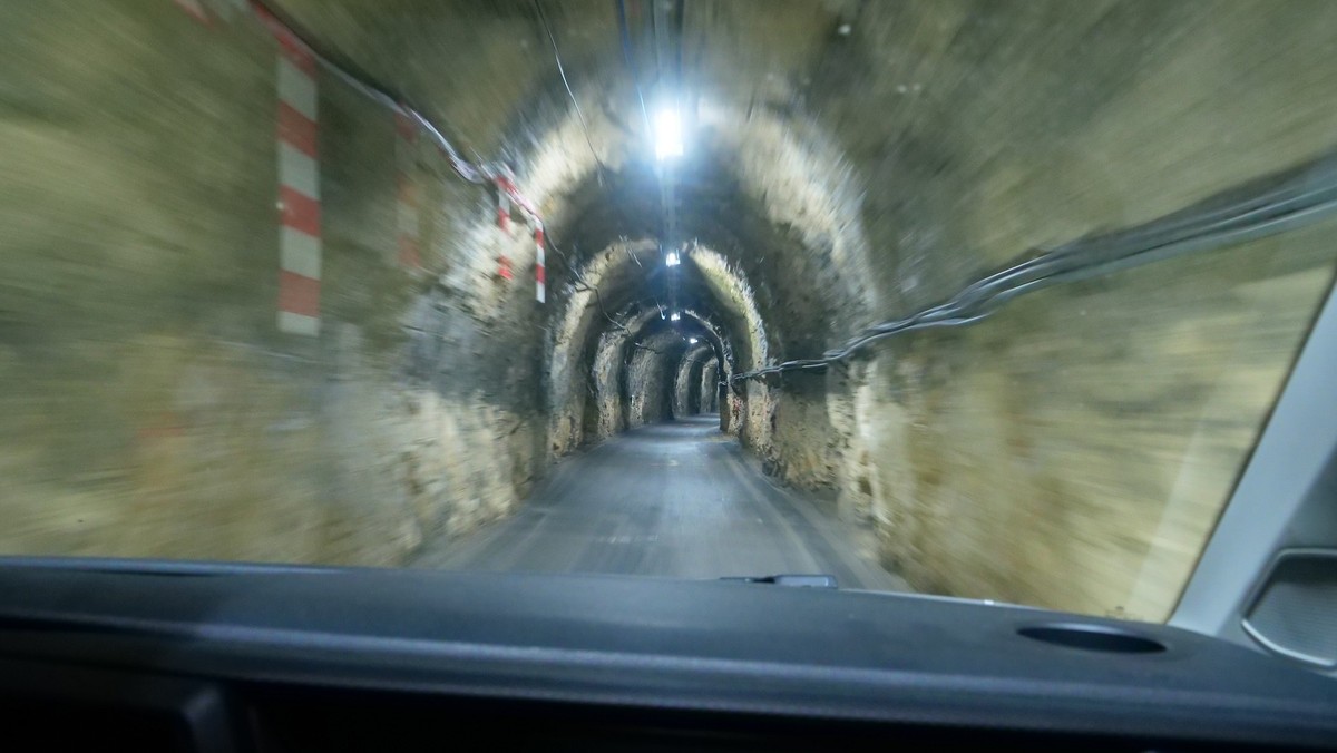 Reportage au laboratoire du Mont-Terri, au-dessus de Saint-Ursanne, dans le Jura.