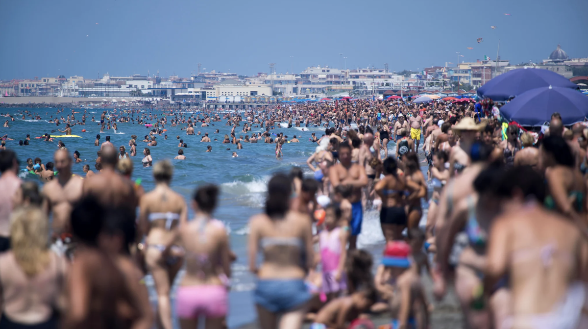 strand ostia latium