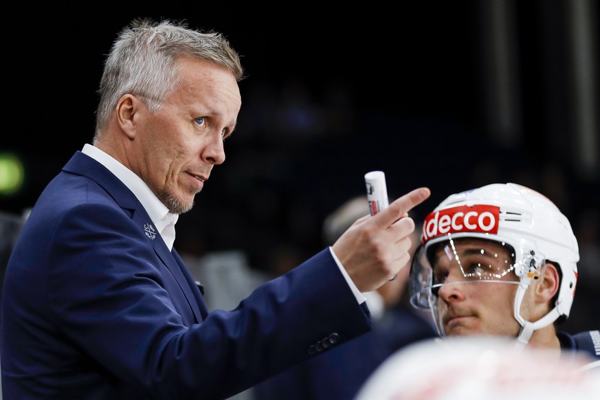ZSC Headcoach Hans Wallson reacts during the Champions Hockey League ice hockey match between Switzerland's ZSC Lions and France's Rap Gapaces, at the Hallenstadion, in Zurich, Switzerland, Thursday,  ...