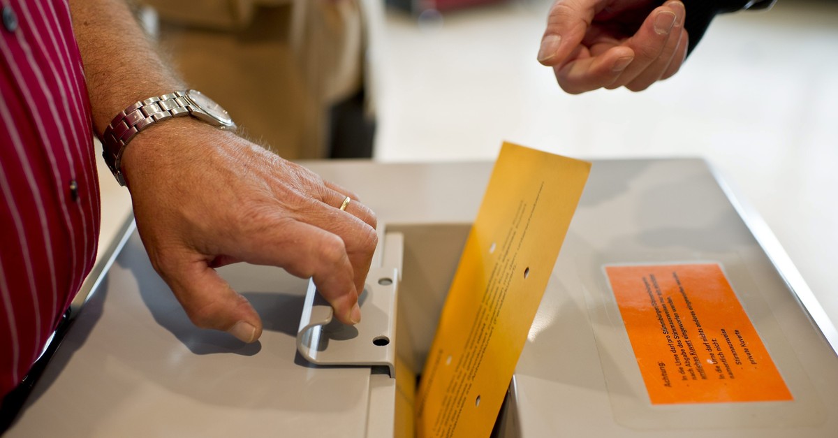 srg-halbierung-auf-der-kippe-bye-heiratsstrafe-das-sagen-die-ersten-abstimmungsumfragen