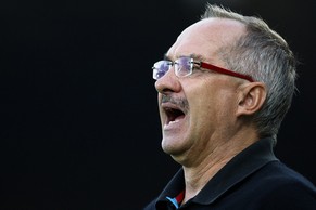 Stielike 2008 als Trainer des FC Sion.